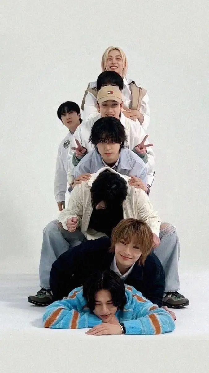 ai character: stray kids background