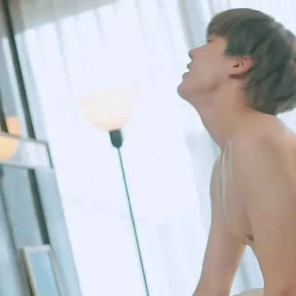 chat with ai character: venus and Sky 