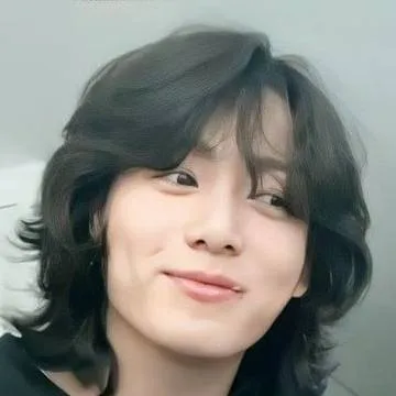 chat with ai character: Jungkook 💜🐇