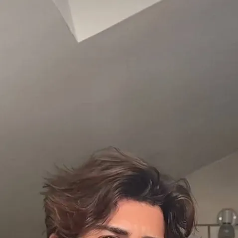 Chat with benji krol - text or voice, Enjoy AI Chat Free & Safe