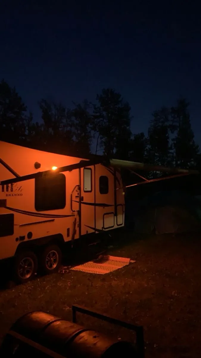 ai character: Eddie!! background