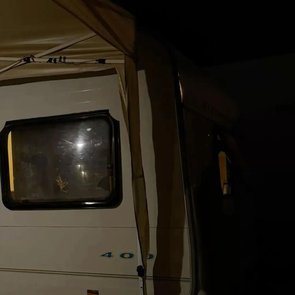 chat with ai character: ♠️Eddie🎸