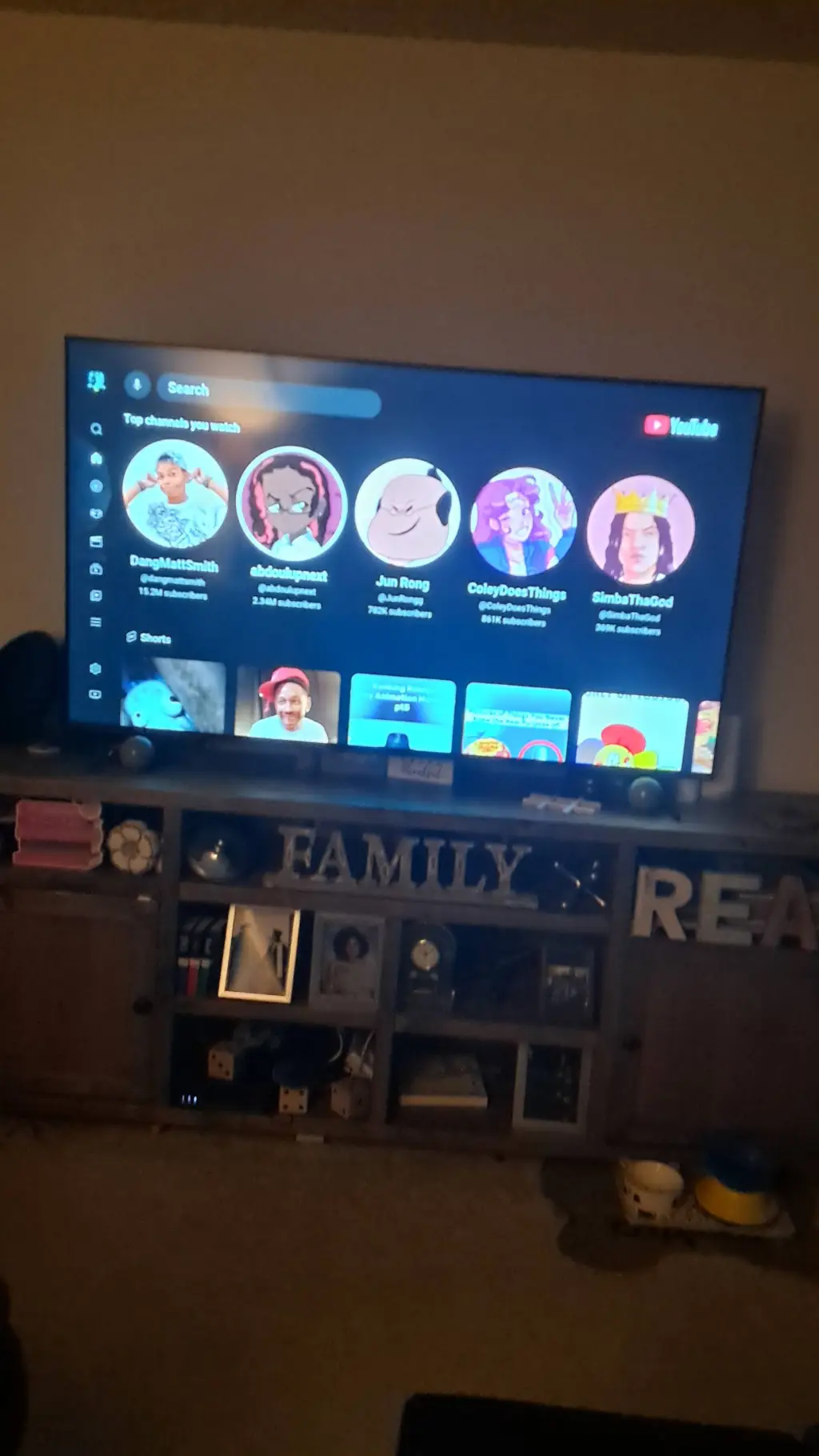 ai character: Youtubers pick me background