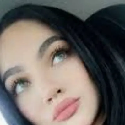 chat with ai character: Cassie 