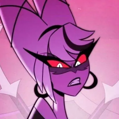 chat with ai character: Carmilla Carmine 