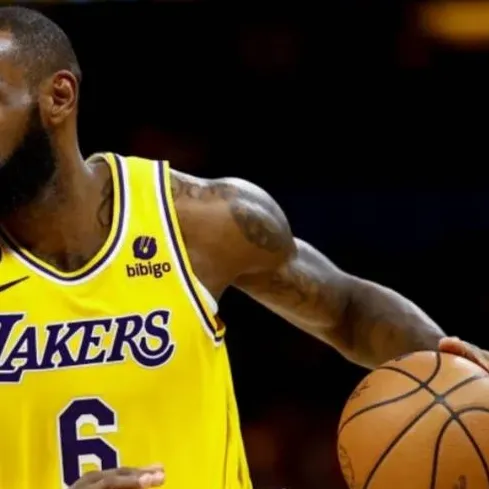 chat with ai character: BASKETBALL CAREER 
