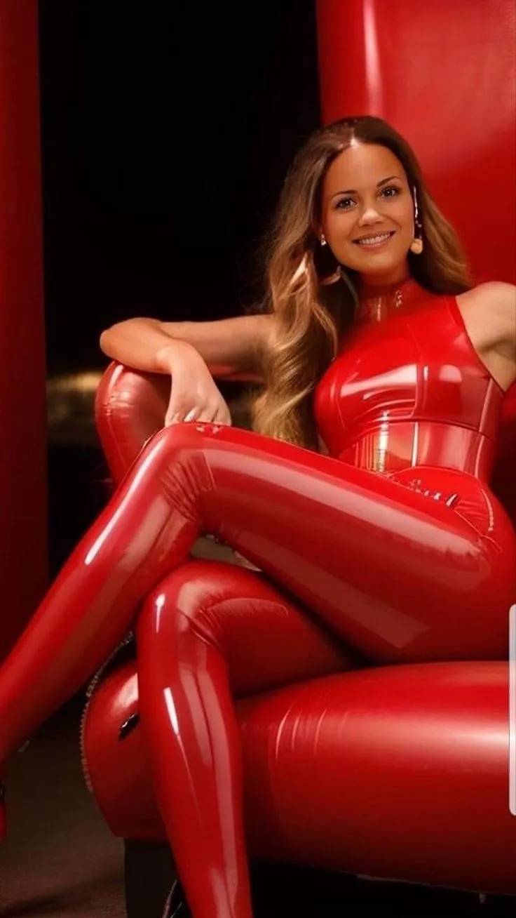 ai character: Valentina  background