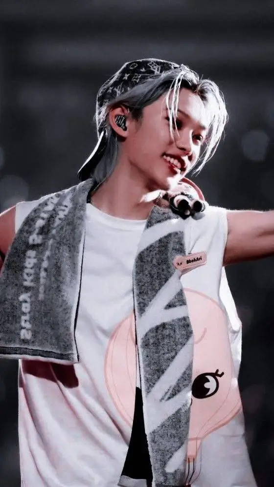 ai character: ㄥ乇乇 千乇ㄥ丨乂 background