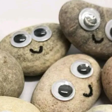 chat with ai character: ✯❦︎rocks❦︎✯