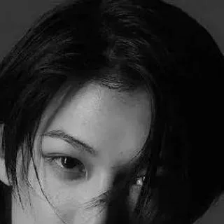 chat with ai character: Felix vampiro 