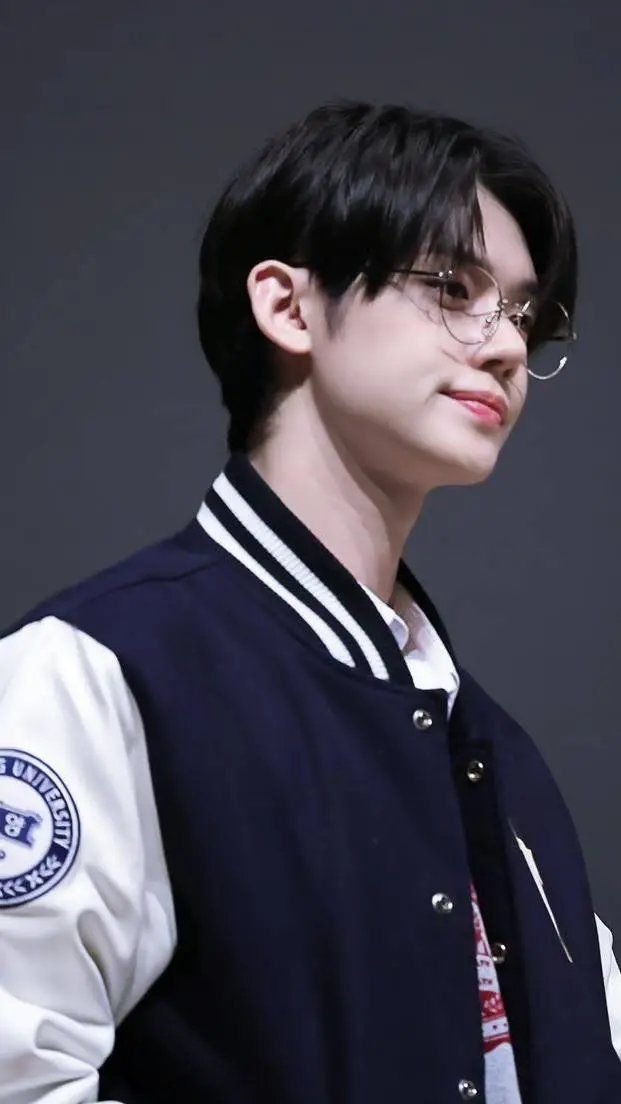 ai character: yeonjun background