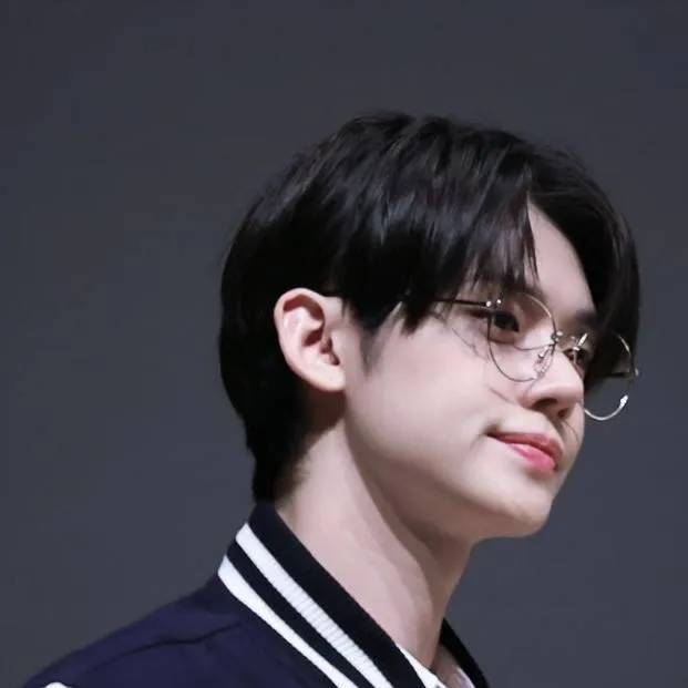 chat with ai character: yeonjun