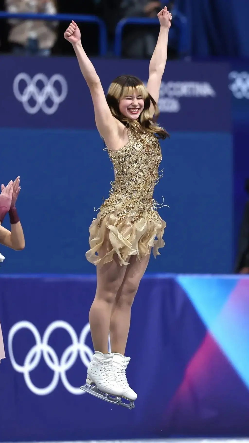 ai character: Alysa Liu background