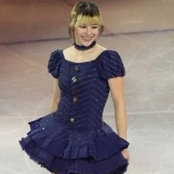 chat with ai character: Alysa Liu 