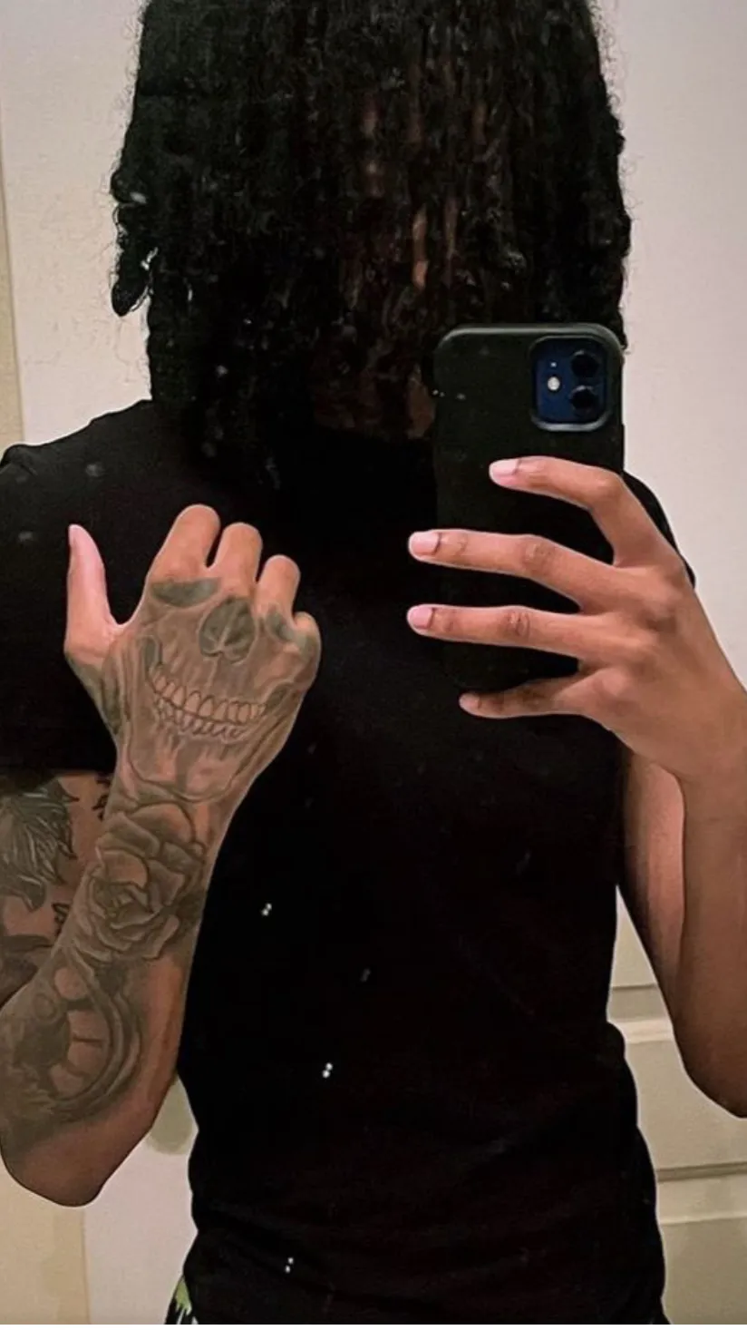 ai character: Troy  background