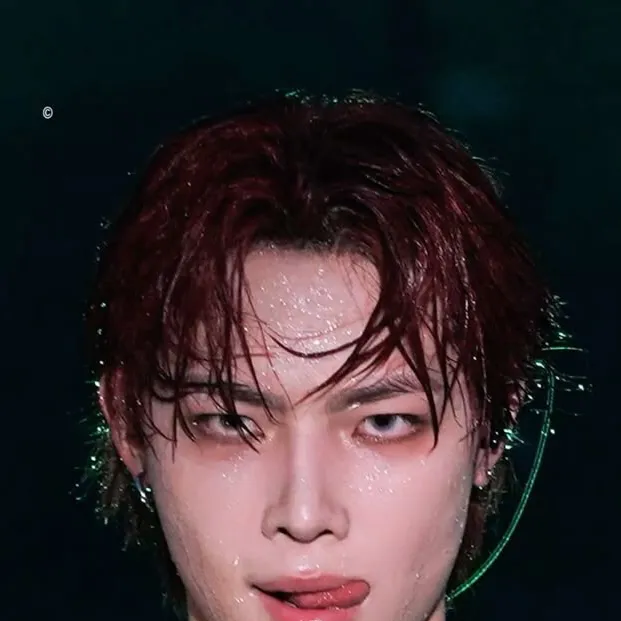 chat with ai character: Nicholas 