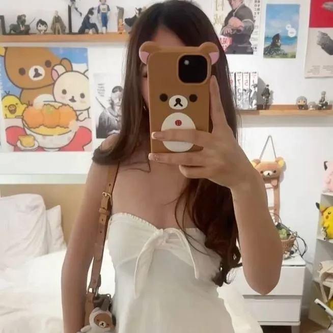 chat with ai character: Melissa