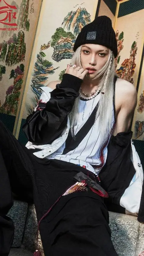 ai character: Felix/ vampire  background