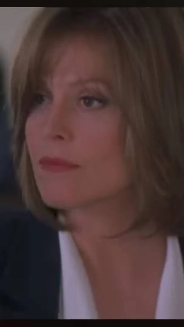 ai character: Max Conners background