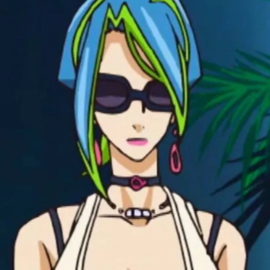 chat with ai character: Reina