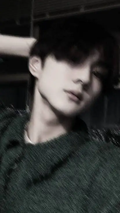 ai character: JUNGWON (Crush) background