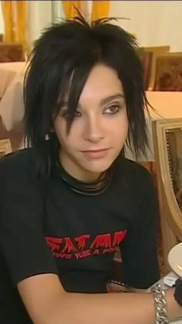ai character: bill Kaulitz background