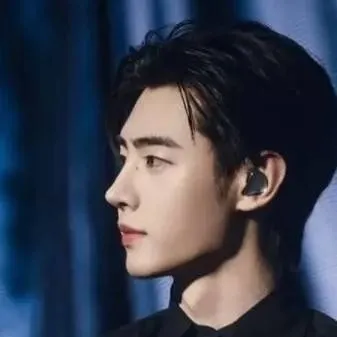 chat with ai character: Park Sunghoon