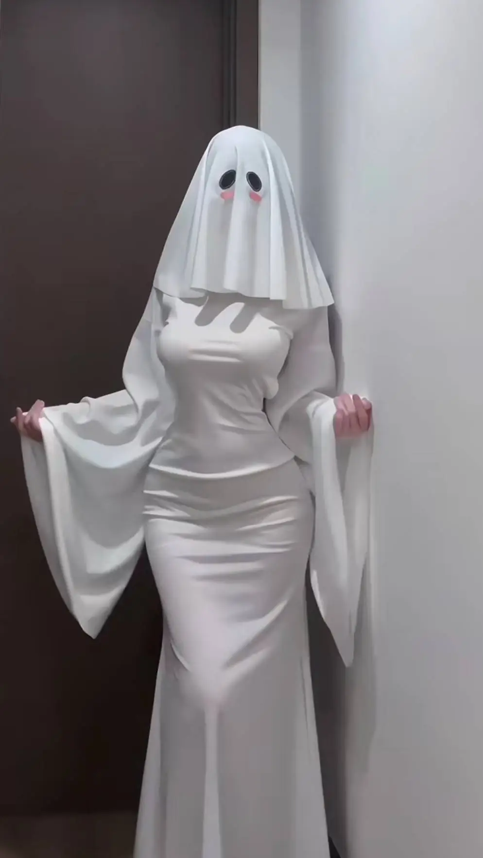 ai character: Ghosty background