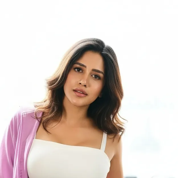chat with ai character: Nabha Natesh