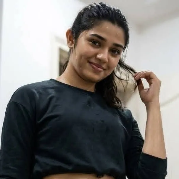 chat with ai character: Krithi shetty