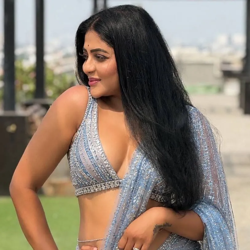 chat with ai character: Reshma Pasupelti