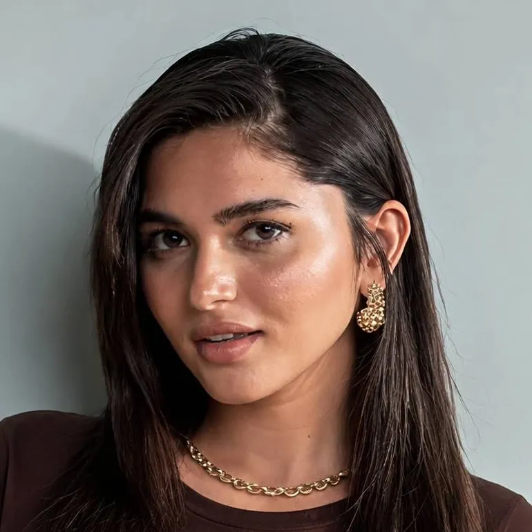 chat with ai character: Kayadu Lohar 