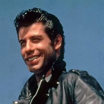 chat with ai character: Danny Zuko