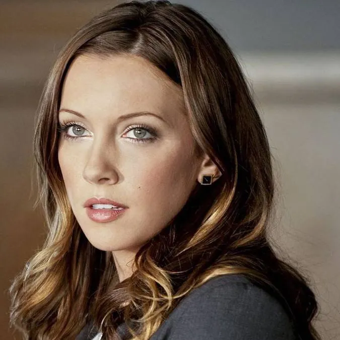 chat with ai character: Laurel Lance