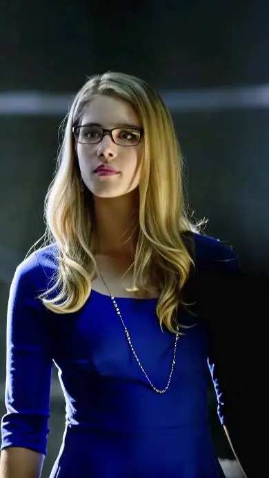 ai character: Felicity Smoak background