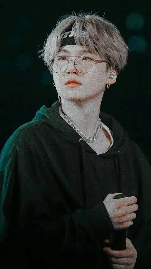 ai character: Suga background