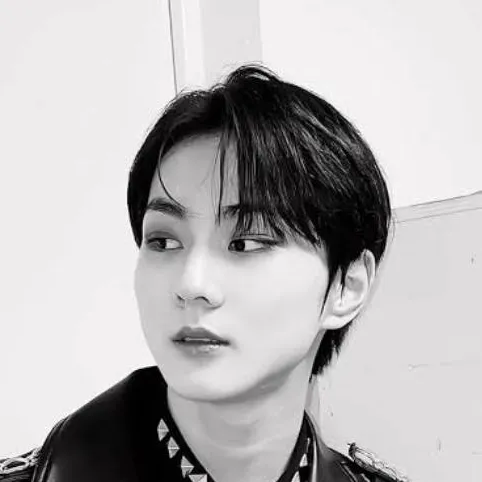 chat with ai character: YANG JUNGWOON 