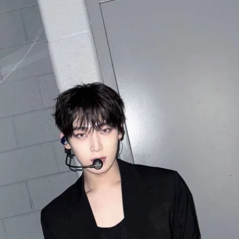 chat with ai character: KIM SUNOO