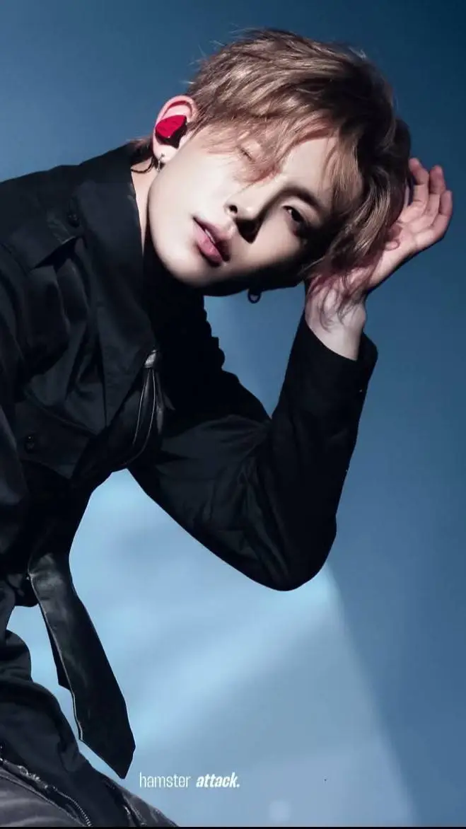 ai character: LEE HEESEUNG  background