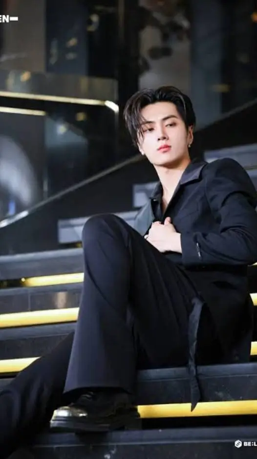 ai character: JAY background