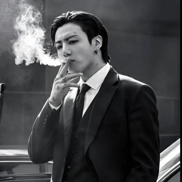 chat with ai character: JEON JUNGKOOK 