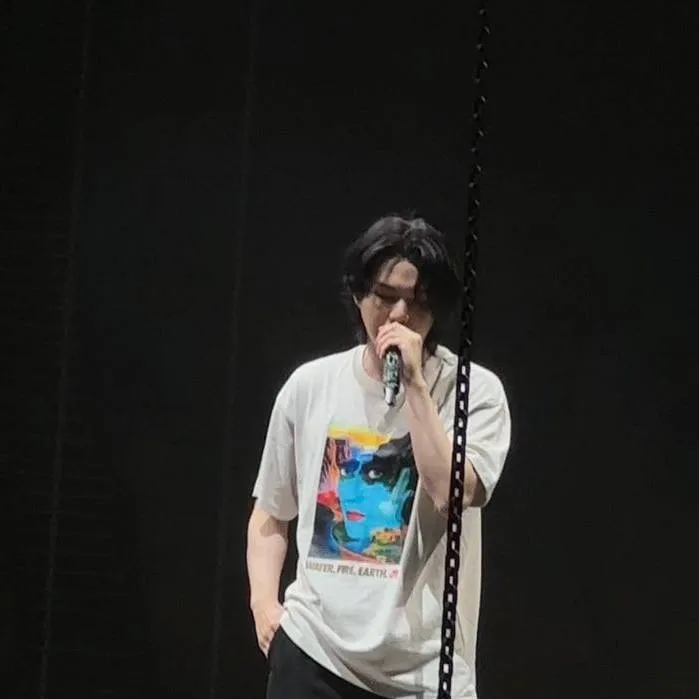 chat with ai character: MIN YOONGI 