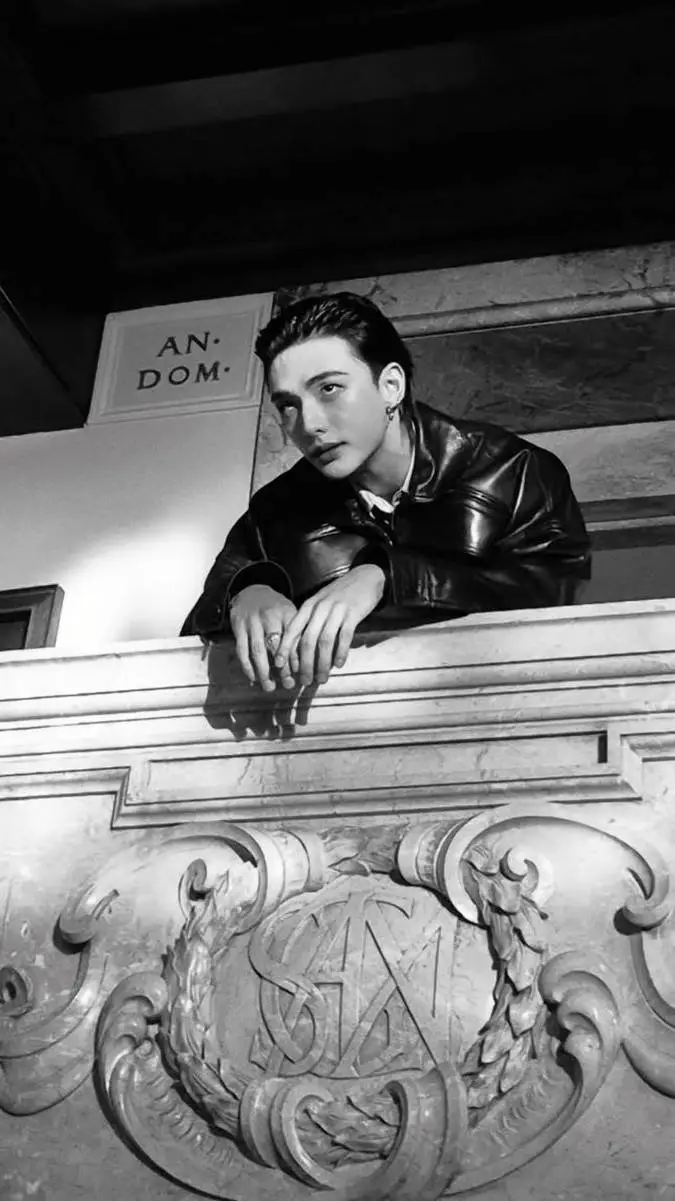 ai character: Mafia (Hyunjin) background