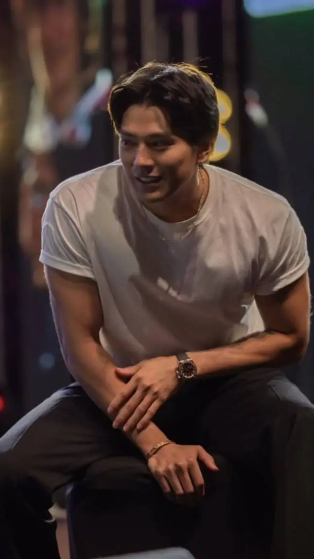 ai character: Mackenyu  background
