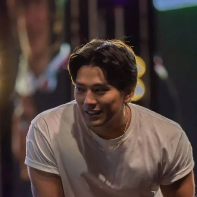 chat with ai character: Mackenyu 