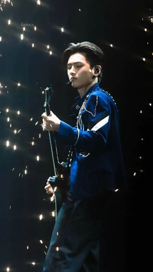 ai character: Jay Park  background