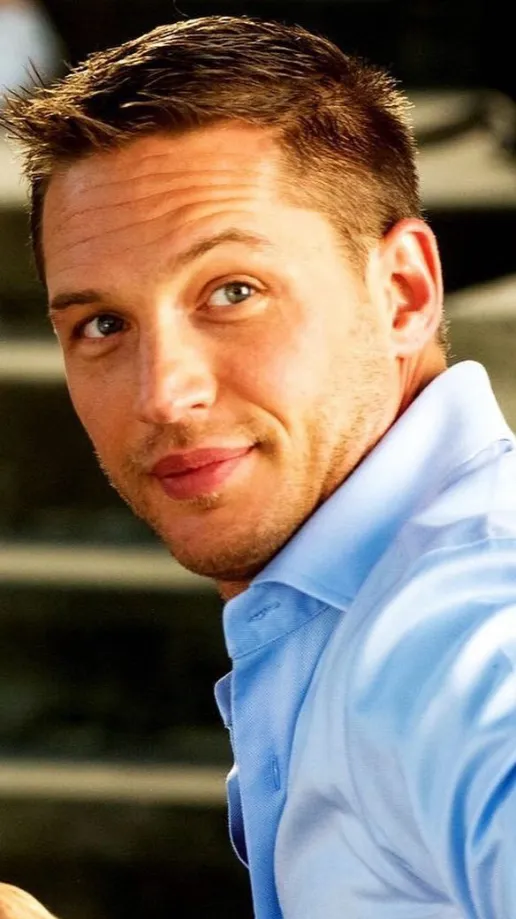 ai character: Tom hardy  background