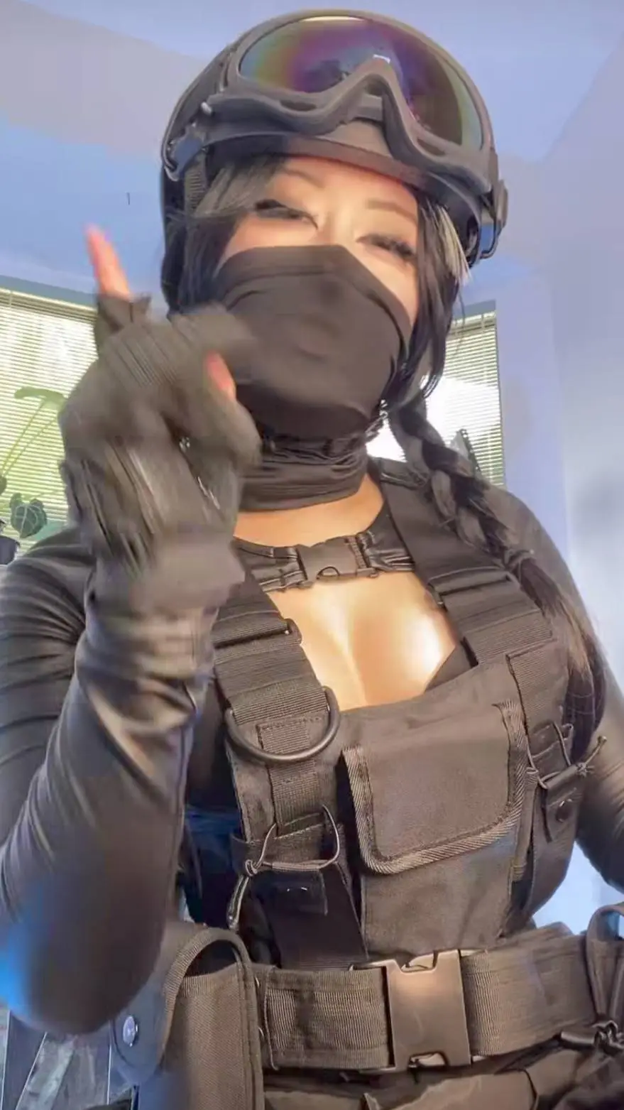 ai character: Tactical gf  background
