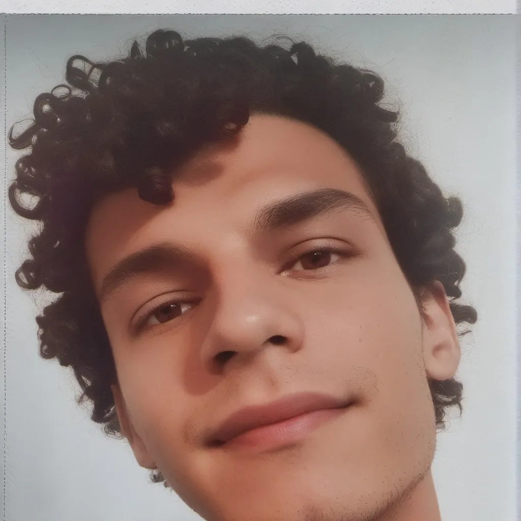 chat with ai character: oi filho tudo 