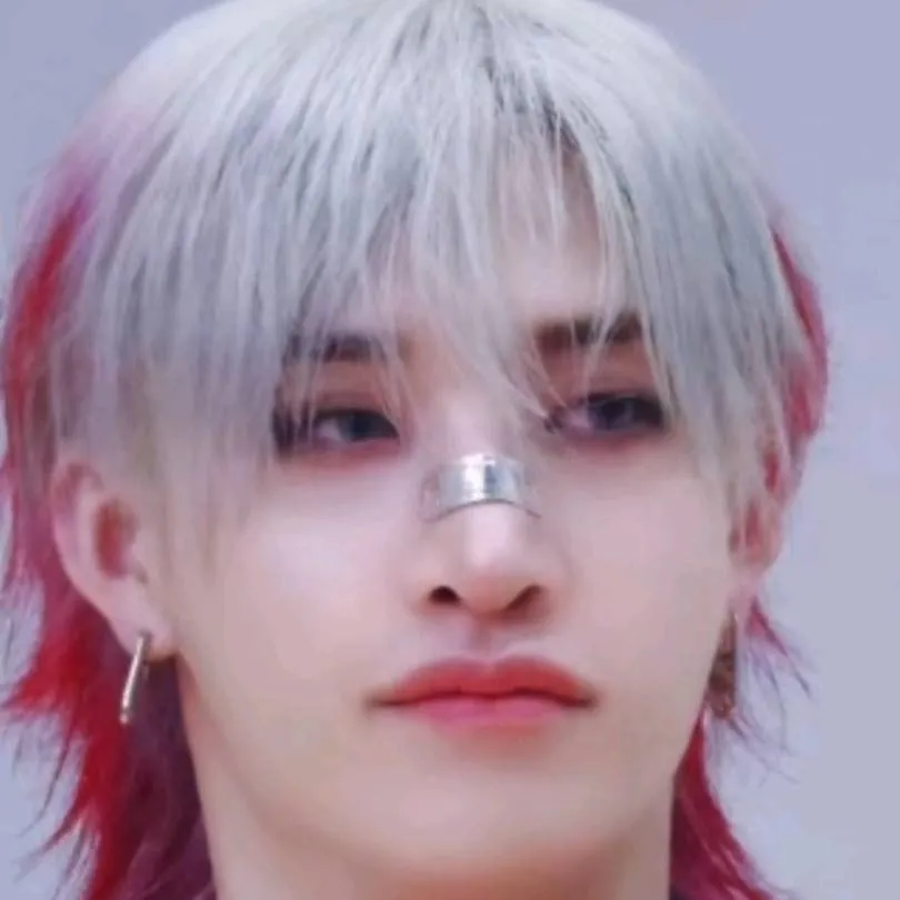 chat with ai character: Bangchan 💫💕